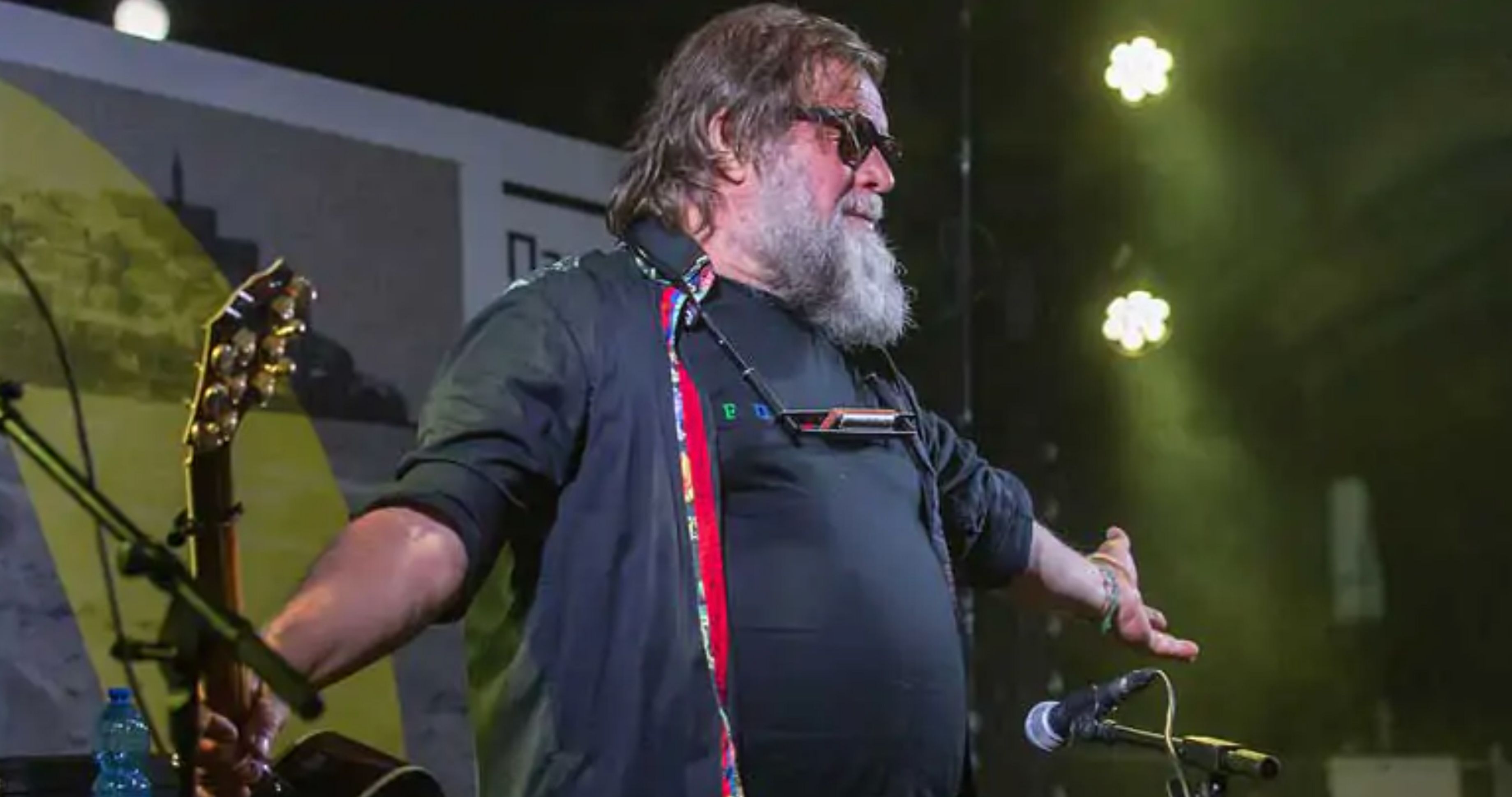 Boris Grebenshchikov at a concert in Israel