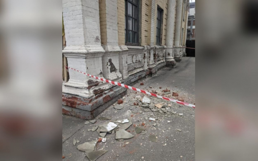 Повреждения караимской кенассы в Харькове