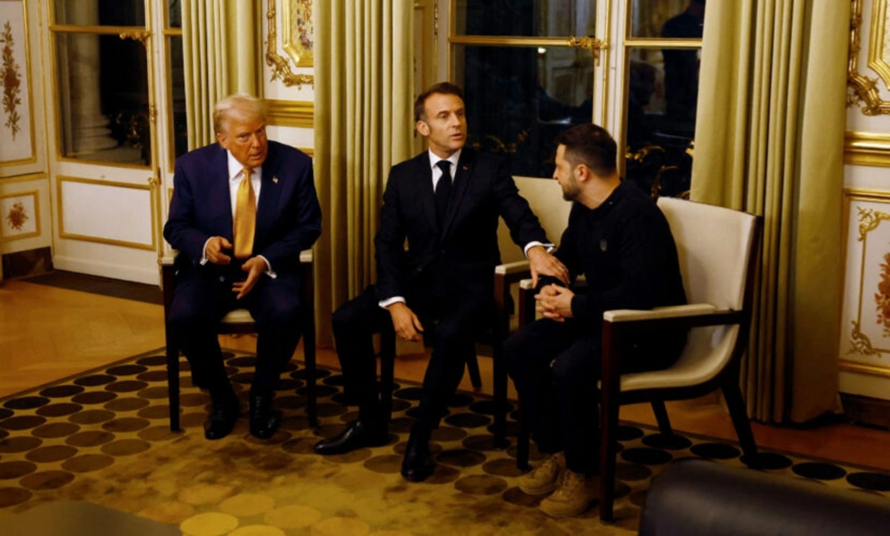 Trump and Zelensky meet in Paris mediated by Macron