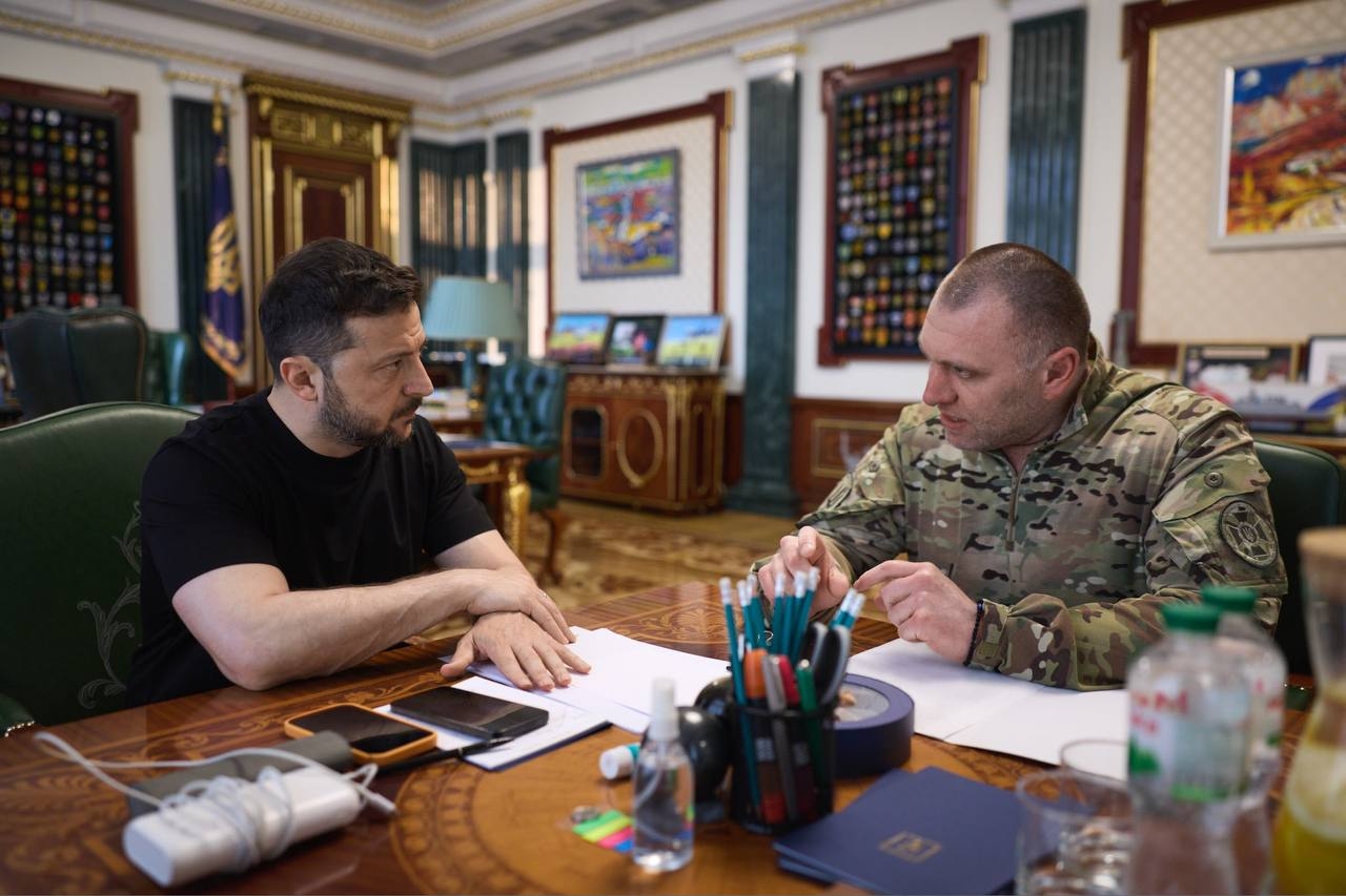 SBU head Vasyl Malyuk reports the results of Operation Spiderweb to Ukrainian President Volodymyr Zelensky.