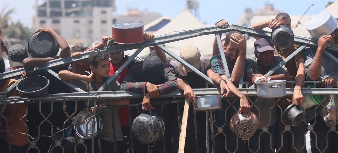 Humanitarian aid reaches only a small portion of Gaza’s population