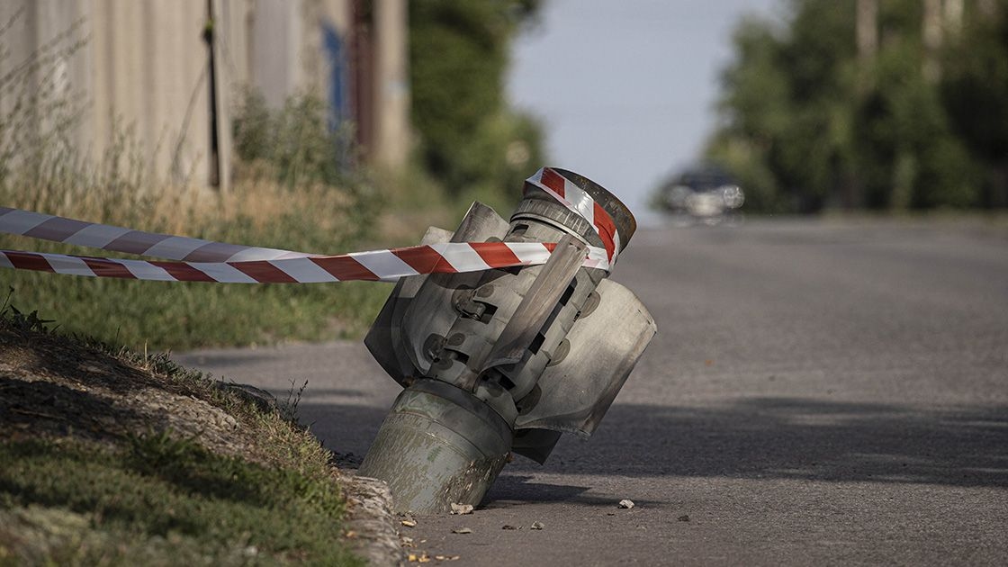 An unexploded shell in Sloviansk.
