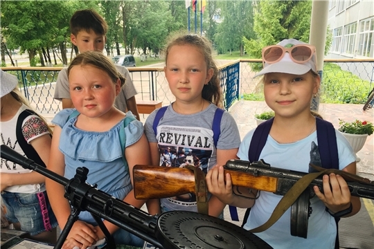 «Каникулы с Росгвардией» в чебоксарской школе № 37