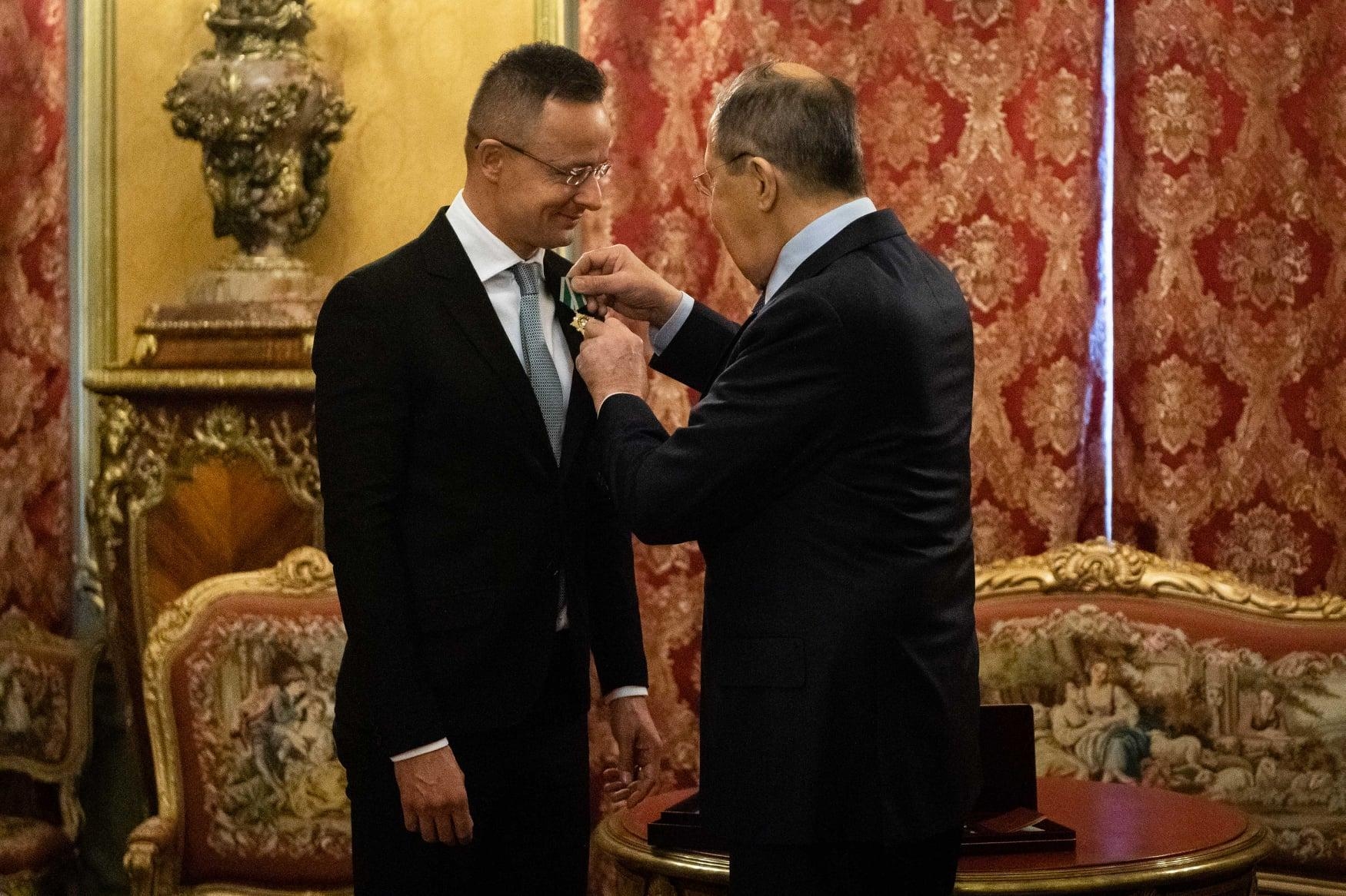 Szijjártó receiving Russia's Order of Friendship from Sergey Lavrov on Dec. 30, 2021